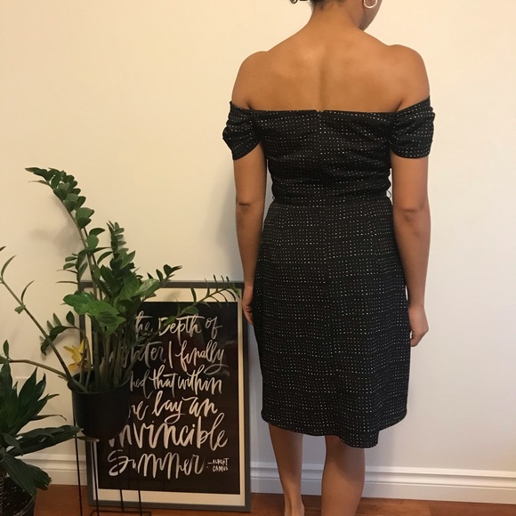 Off the Shoulder Flirty Dress - Picture 3 of 9